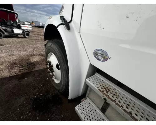 FREIGHTLINER M2 106 Fender Extension
