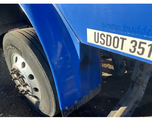 FREIGHTLINER M2 106 Fender Extension