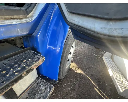 FREIGHTLINER M2 106 Fender Extension