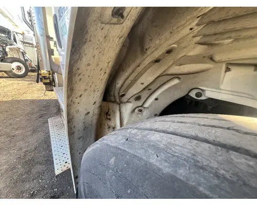 FREIGHTLINER M2 106 Fender Extension