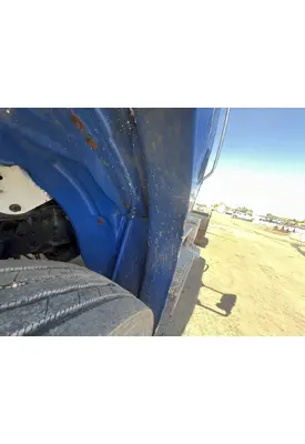 FREIGHTLINER M2 106 Fender Extension
