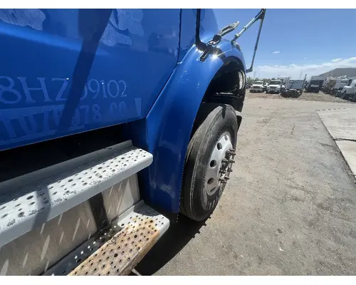 FREIGHTLINER M2 106 Fender Extension
