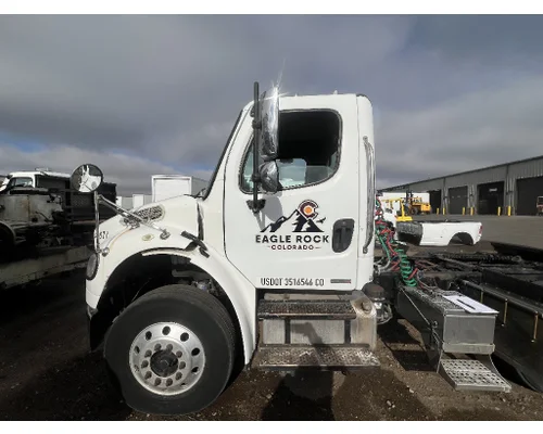 FREIGHTLINER M2 106 Fender Extension