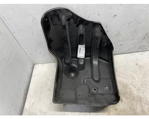 FREIGHTLINER M2-106 Fender