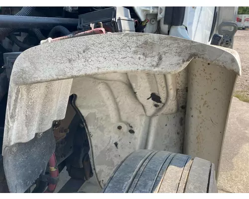 FREIGHTLINER M2-106 Fender