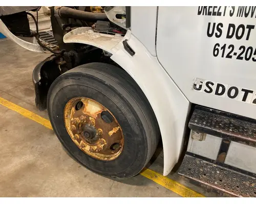FREIGHTLINER M2-106 Fender