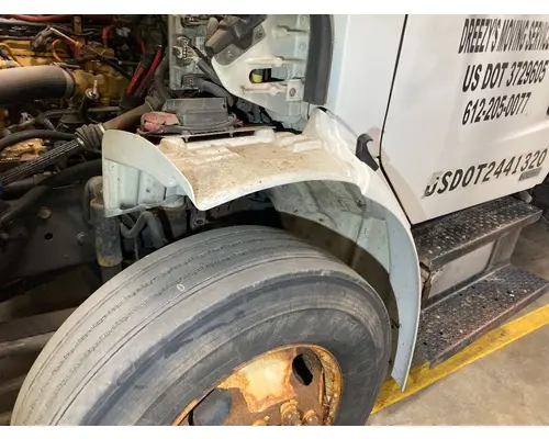 FREIGHTLINER M2-106 Fender