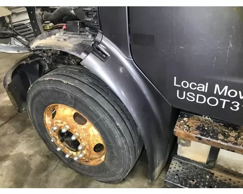 FREIGHTLINER M2-106 Fender