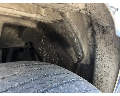 FREIGHTLINER M2-106 Fender