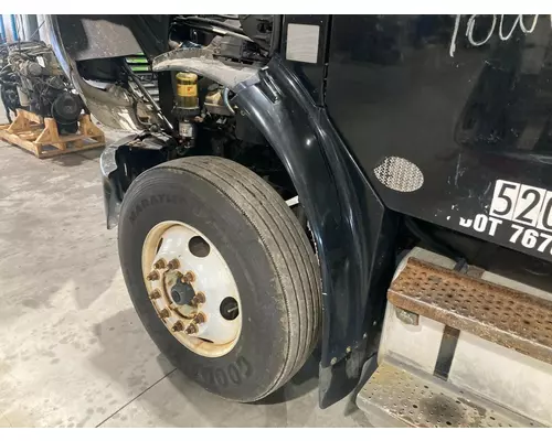 FREIGHTLINER M2-106 Fender