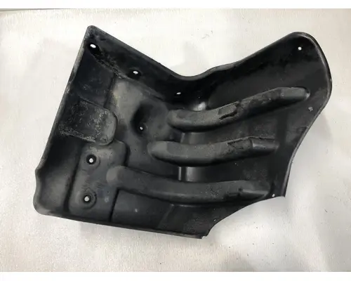 FREIGHTLINER M2-106 Fender