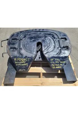 FREIGHTLINER M2 106 Fifth Wheel