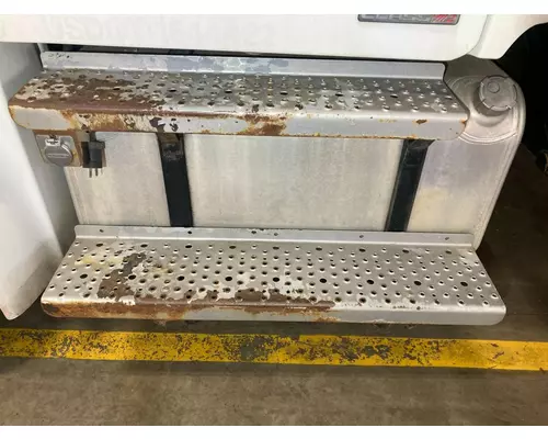 FREIGHTLINER M2-106 Fuel Tank Strap