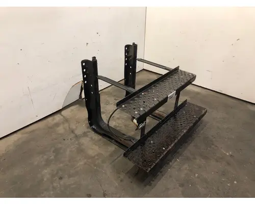 FREIGHTLINER M2-106 Fuel Tank Strap