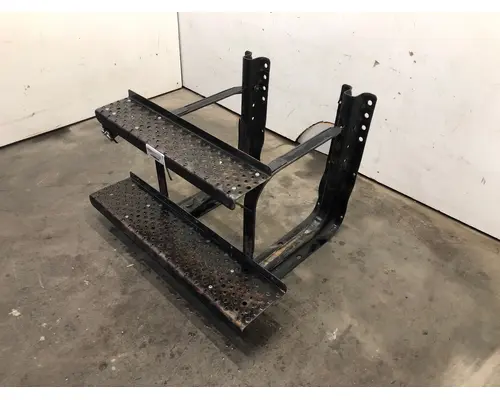 FREIGHTLINER M2-106 Fuel Tank Strap