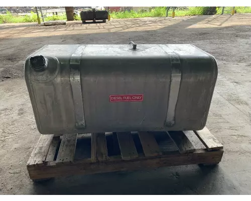 FREIGHTLINER M2 106 Fuel Tank