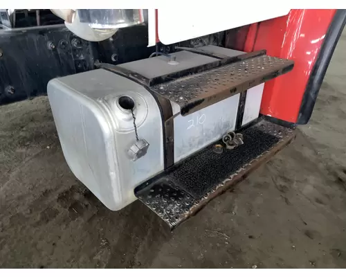 FREIGHTLINER M2 106 Fuel Tank