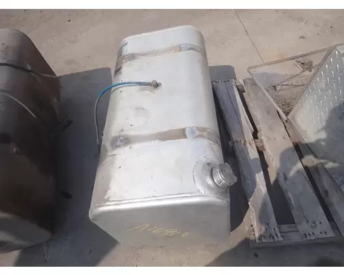 FREIGHTLINER M2-106 Fuel Tank