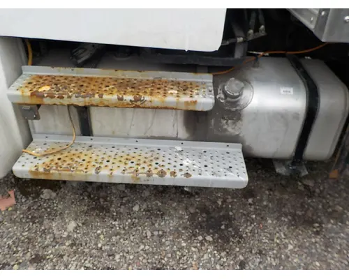 FREIGHTLINER M2-106 Fuel Tank