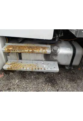 FREIGHTLINER M2-106 Fuel Tank