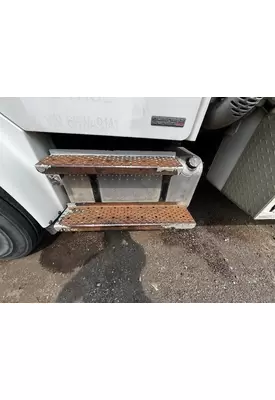 FREIGHTLINER M2 106 Fuel Tank