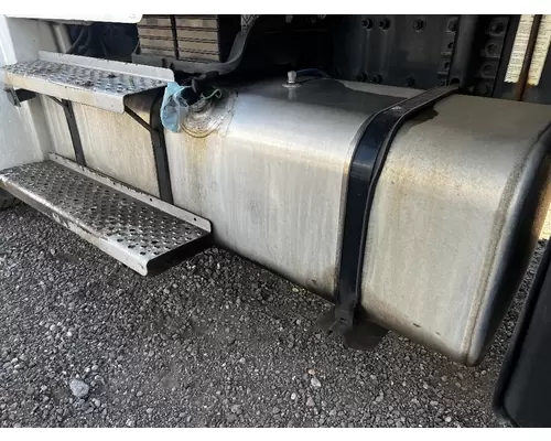 FREIGHTLINER M2 106 Fuel Tank