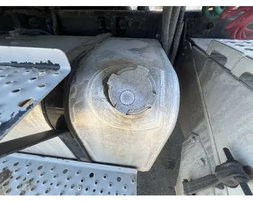 FREIGHTLINER M2 106 Fuel Tank