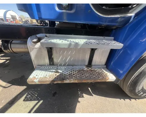FREIGHTLINER M2 106 Fuel Tank