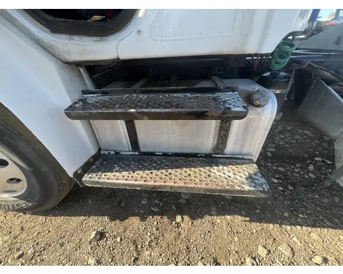 FREIGHTLINER M2 106 Fuel Tank
