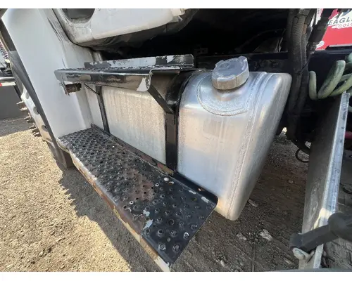 FREIGHTLINER M2 106 Fuel Tank