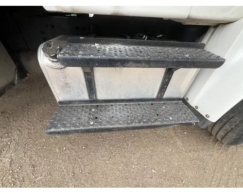 FREIGHTLINER M2 106 Fuel Tank