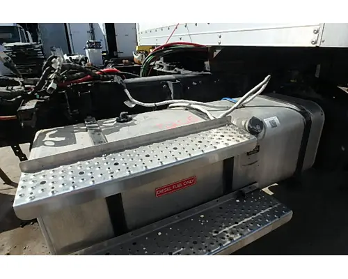 FREIGHTLINER M2 106 Fuel Tank