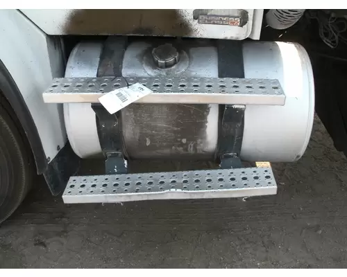 FREIGHTLINER M2-106 Fuel Tank