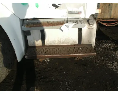 FREIGHTLINER M2-106 Fuel Tank