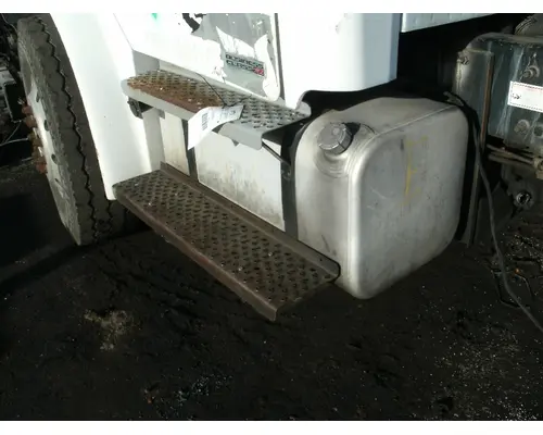 FREIGHTLINER M2-106 Fuel Tank