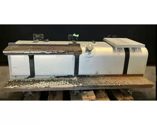 FREIGHTLINER M2 106 Fuel Tank