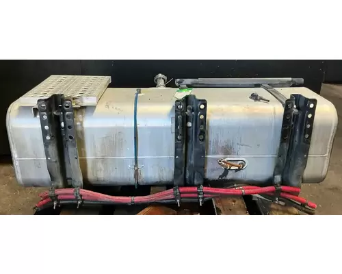 FREIGHTLINER M2 106 Fuel Tank