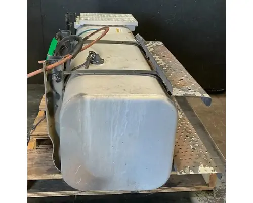 FREIGHTLINER M2 106 Fuel Tank