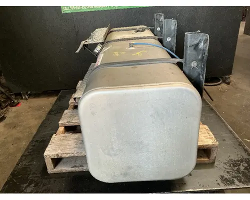 FREIGHTLINER M2 106 Fuel Tank