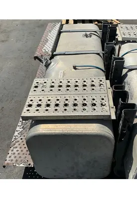 FREIGHTLINER M2 106 Fuel Tank