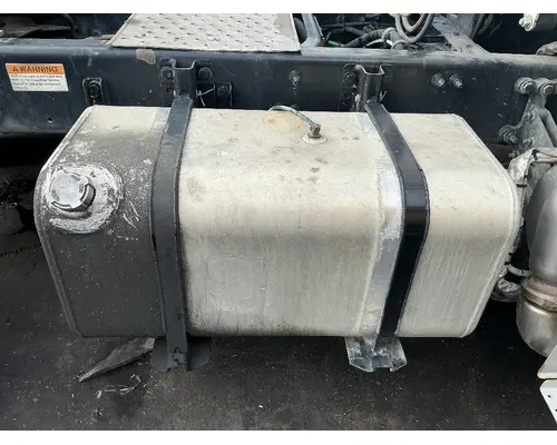 FREIGHTLINER M2 106 Fuel Tank