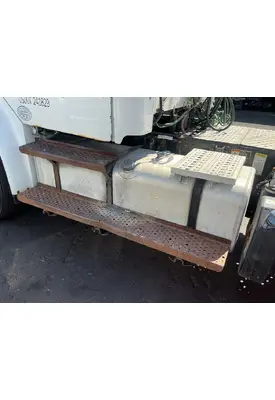 FREIGHTLINER M2 106 Fuel Tank