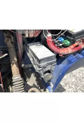 FREIGHTLINER M2 106 Fuse Box