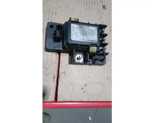 FREIGHTLINER M2-106 Fuse Box