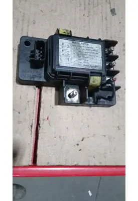 FREIGHTLINER M2-106 Fuse Box