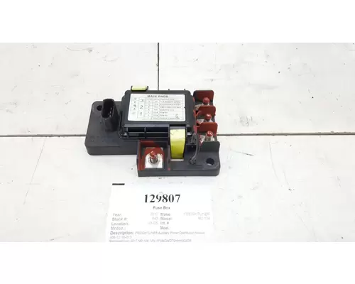 FREIGHTLINER M2 106 Fuse Box