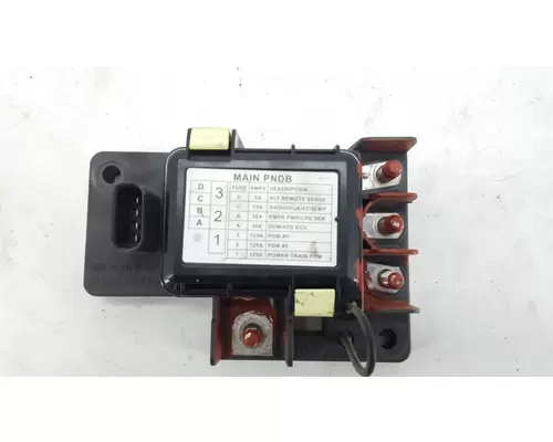 FREIGHTLINER M2 106 Fuse Box