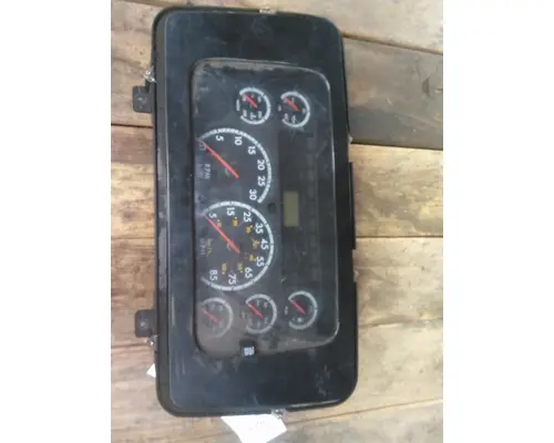FREIGHTLINER M2 106 GAUGE CLUSTER