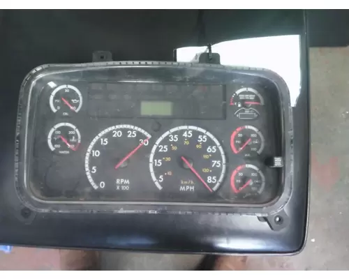 FREIGHTLINER M2 106 GAUGE CLUSTER