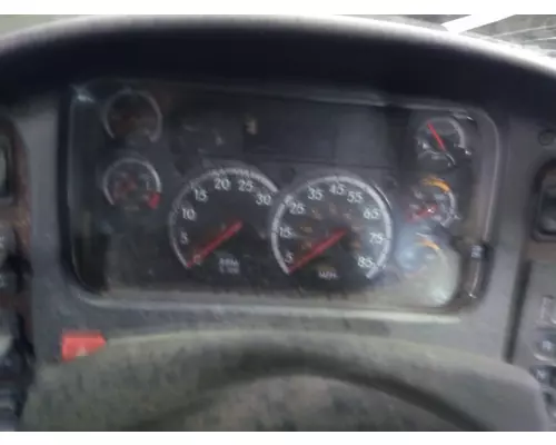 FREIGHTLINER M2 106 GAUGE CLUSTER
